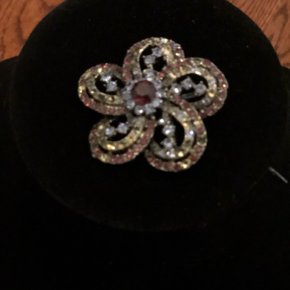 Brooch